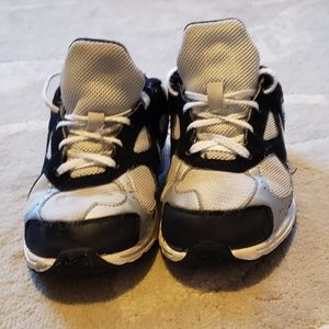 Not Available!!  GUC Boys Nike Sneakers - Size 1.5